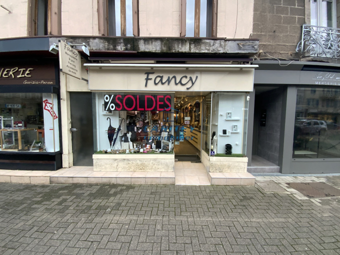 Location Immobilier Professionnel Local commercial Lure (70200)